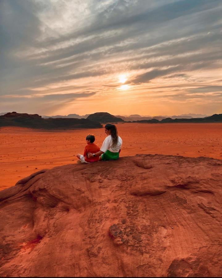 شقة Sun Luxury Camp &Tour وادي رم المظهر الخارجي الصورة
